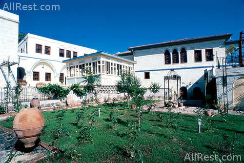 Sinasos Rose Mansions Hotel 